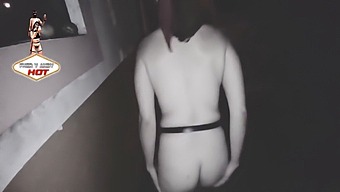 Nikmati Video Nakal Dari Seorang Eksibisionis Jalanan, Menampilkan Andy Hot Yang Menakjubkan, Yang Menanggalkan Pakaiannya Dan Memberikan Blowjob